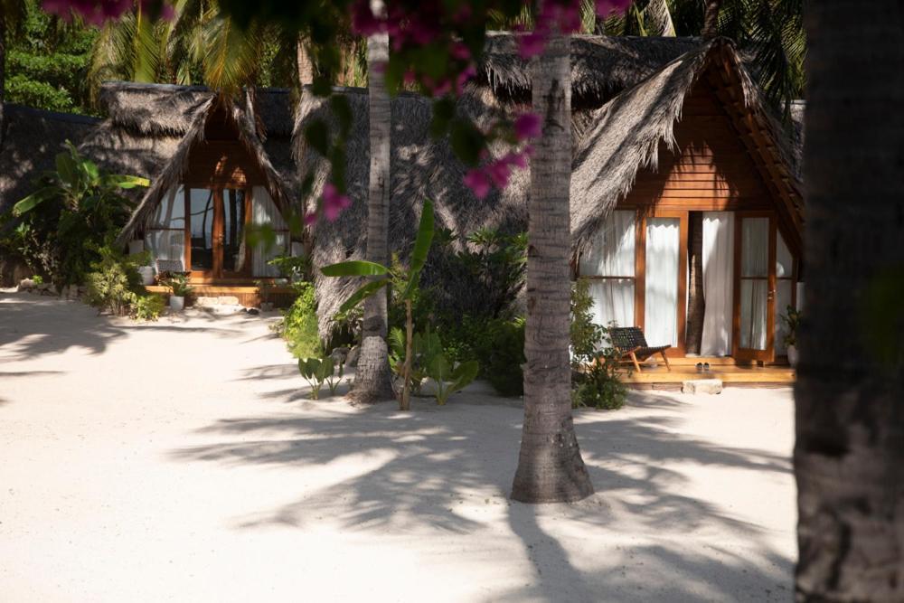 81 Palms Resort Нембрала Номер фото